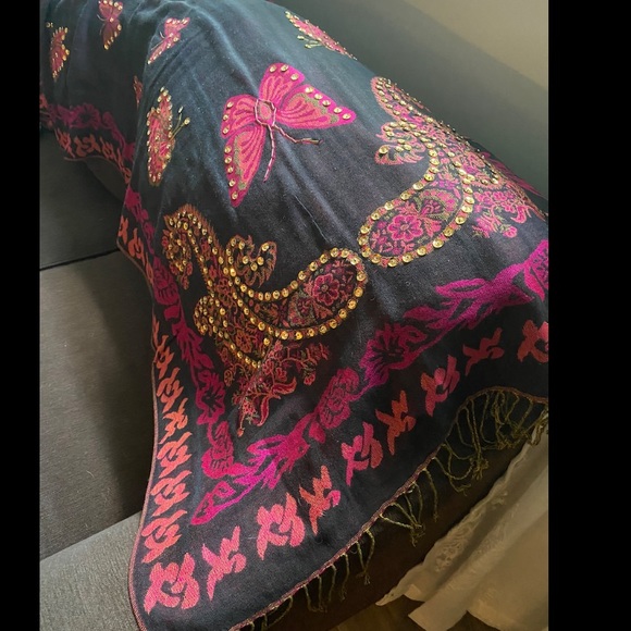 Blanket wrap/shawl 🦋 - Picture 4 of 7